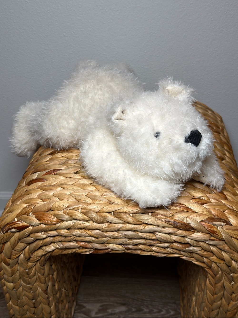 Jellycat Arctic Harry / BNWT / Retired /Very Rare & VHTF